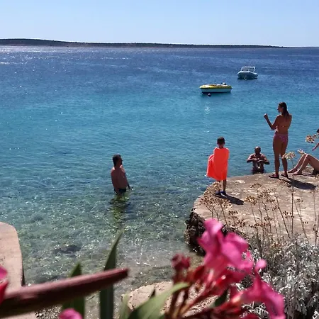 By The Sea Mandre, Pag - 25824 帕格